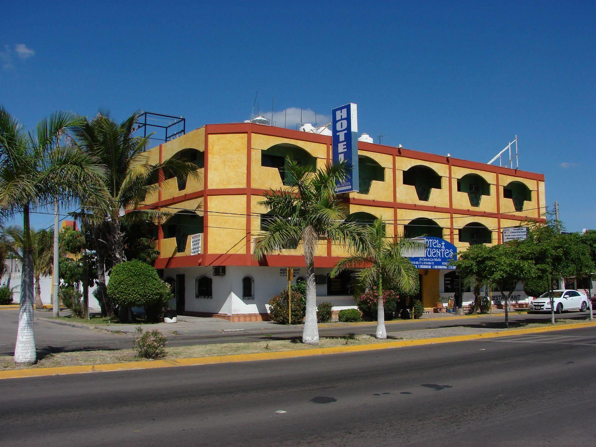 Hotel Las Fuentes Los Mochis Extérieur photo