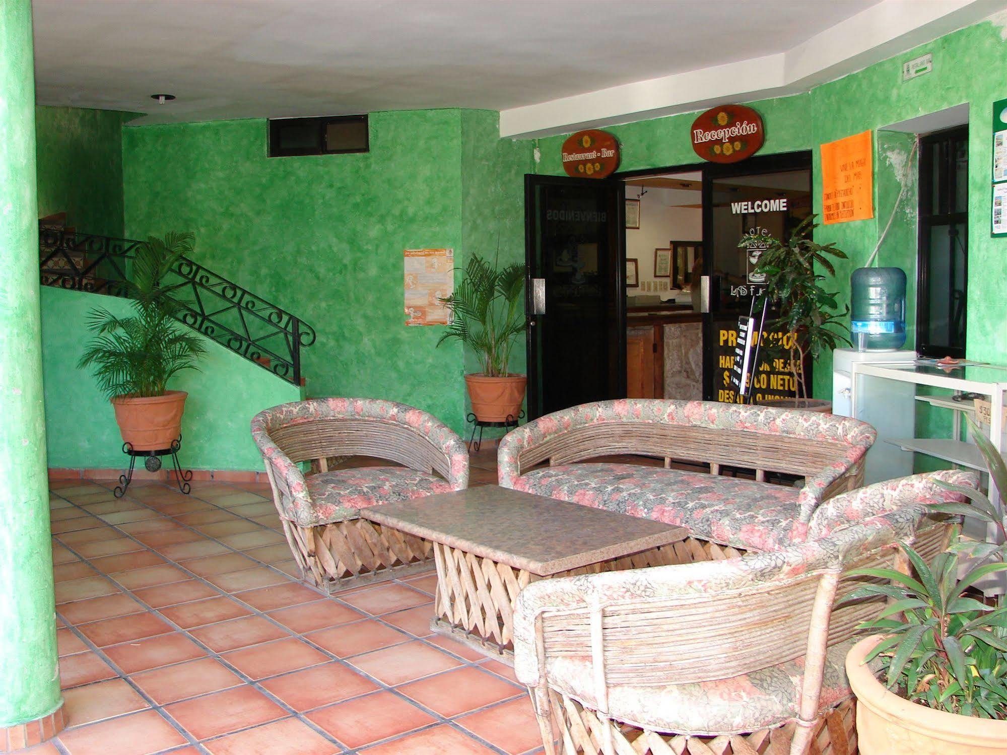 Hotel Las Fuentes Los Mochis Extérieur photo